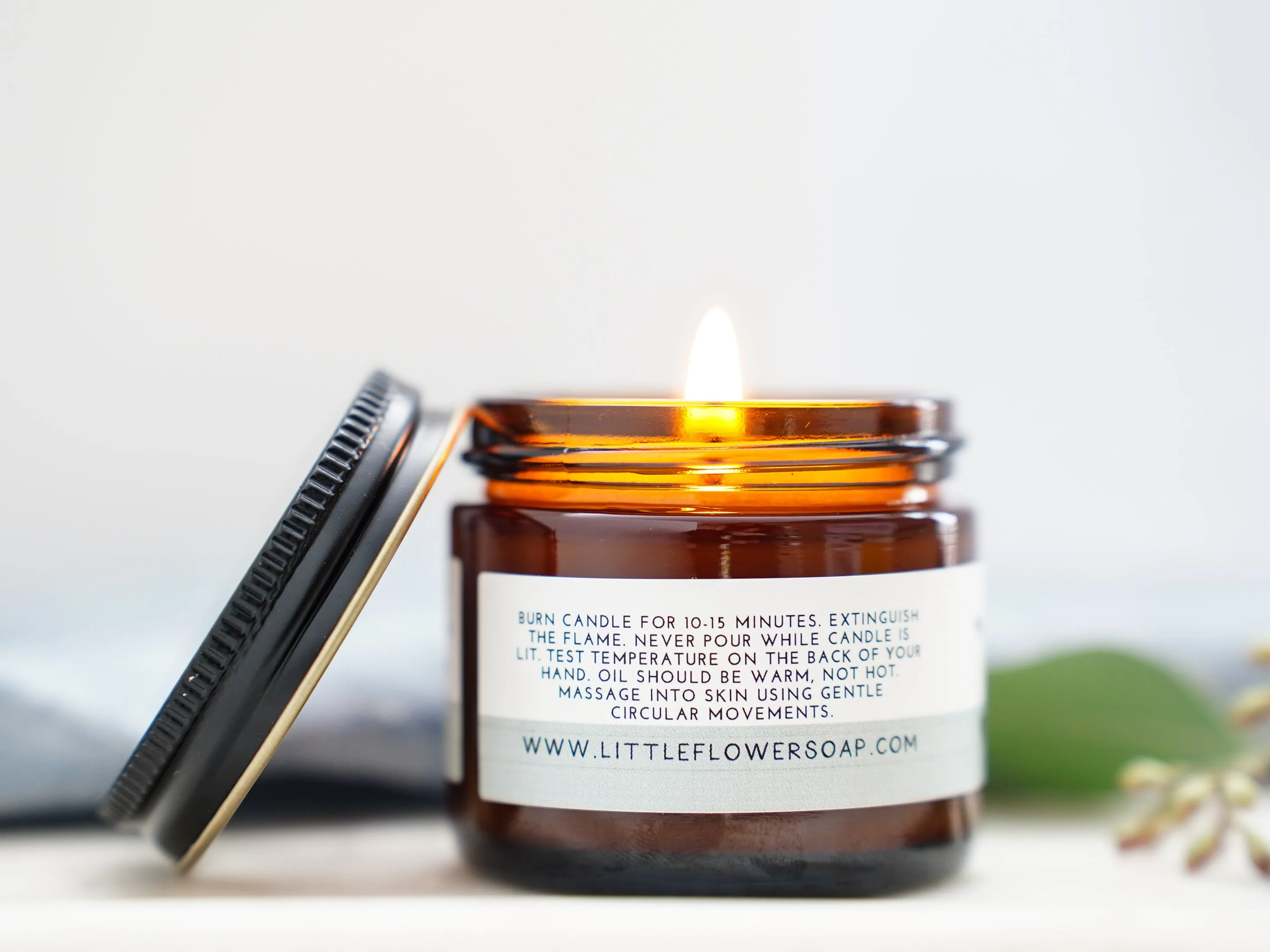 Serene Massage Candle - Vetiver, Cardamom with Black Pepper & Vanilla